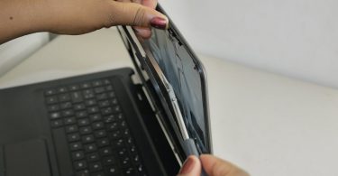 Qué accesorios necesita tu portátil? - JVS Informática Blog